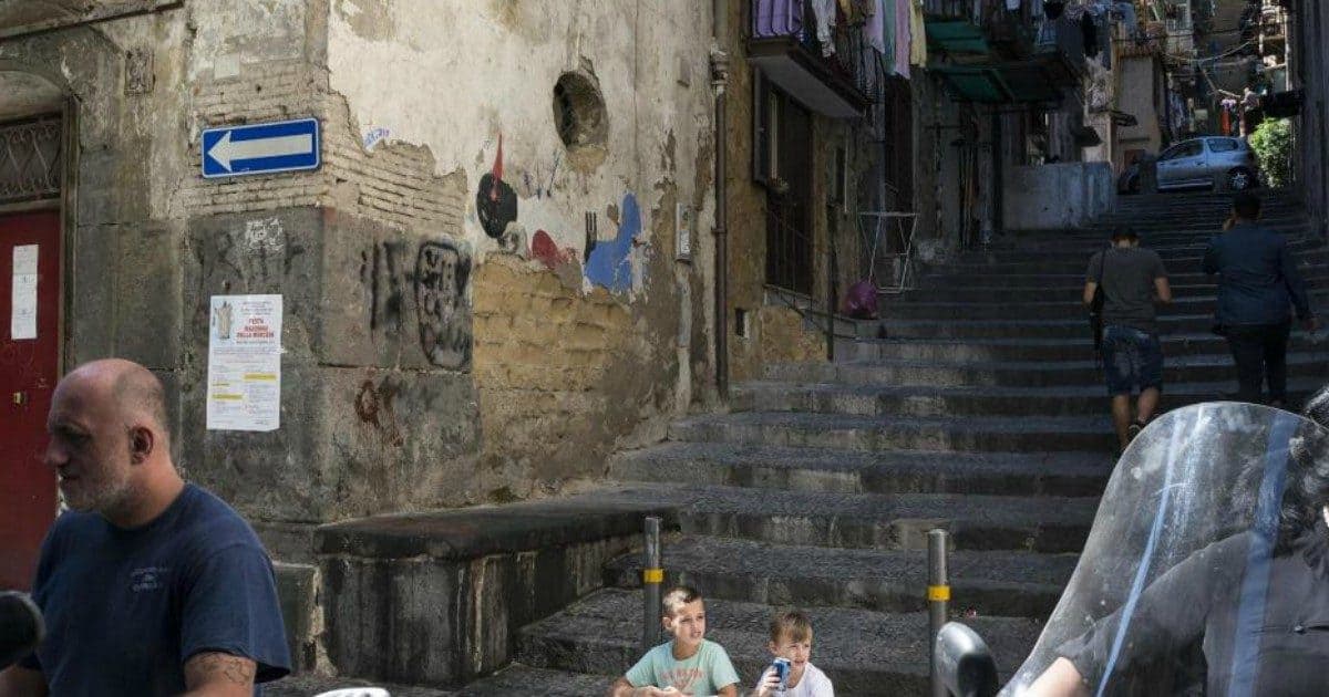 Povertà in Campania, il rapporto della Caritas