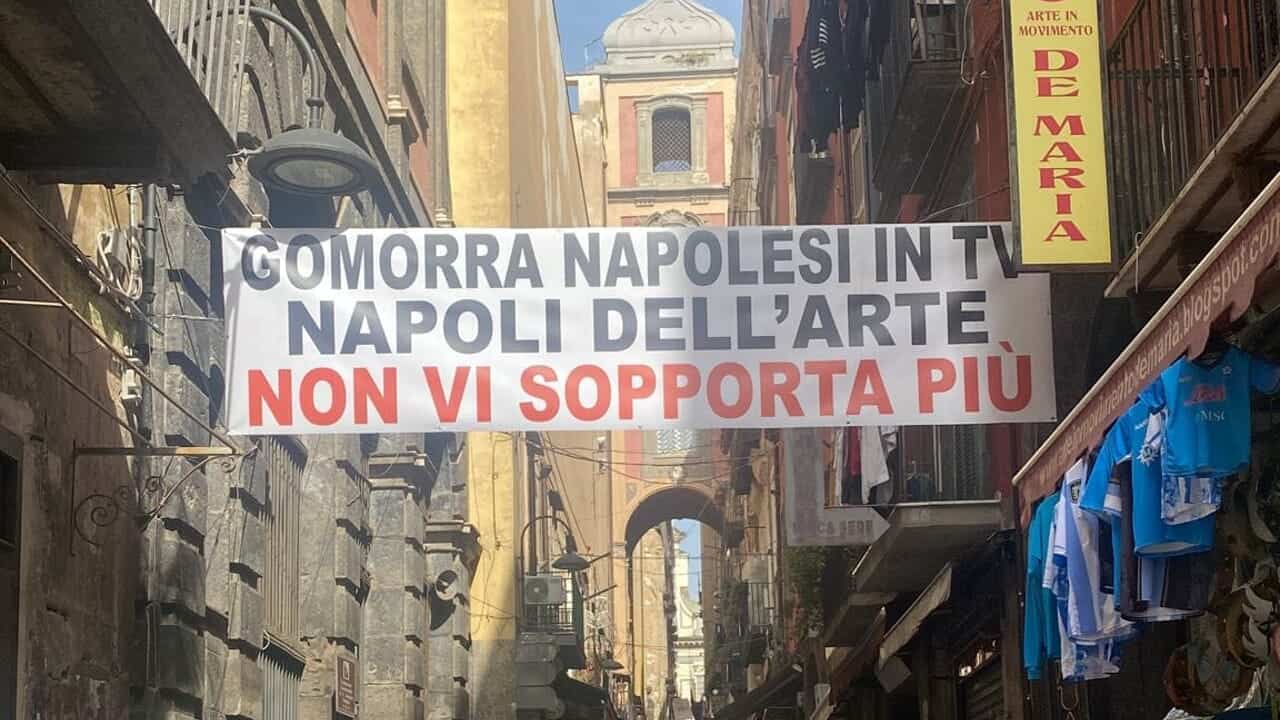 Proteste contro “Gomorra Le Origini”: Napoli attraverso arte e cultura