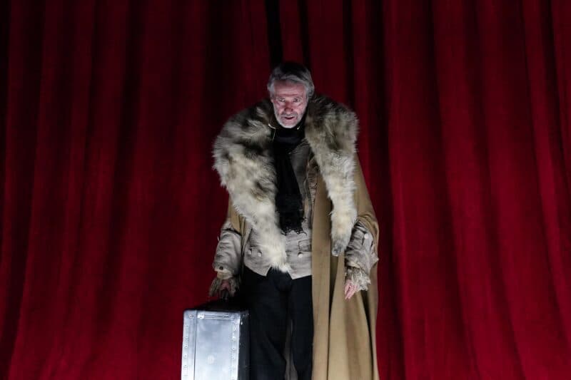 Casanova dell'infinita fuga al Teatro Mercadante di Napoli