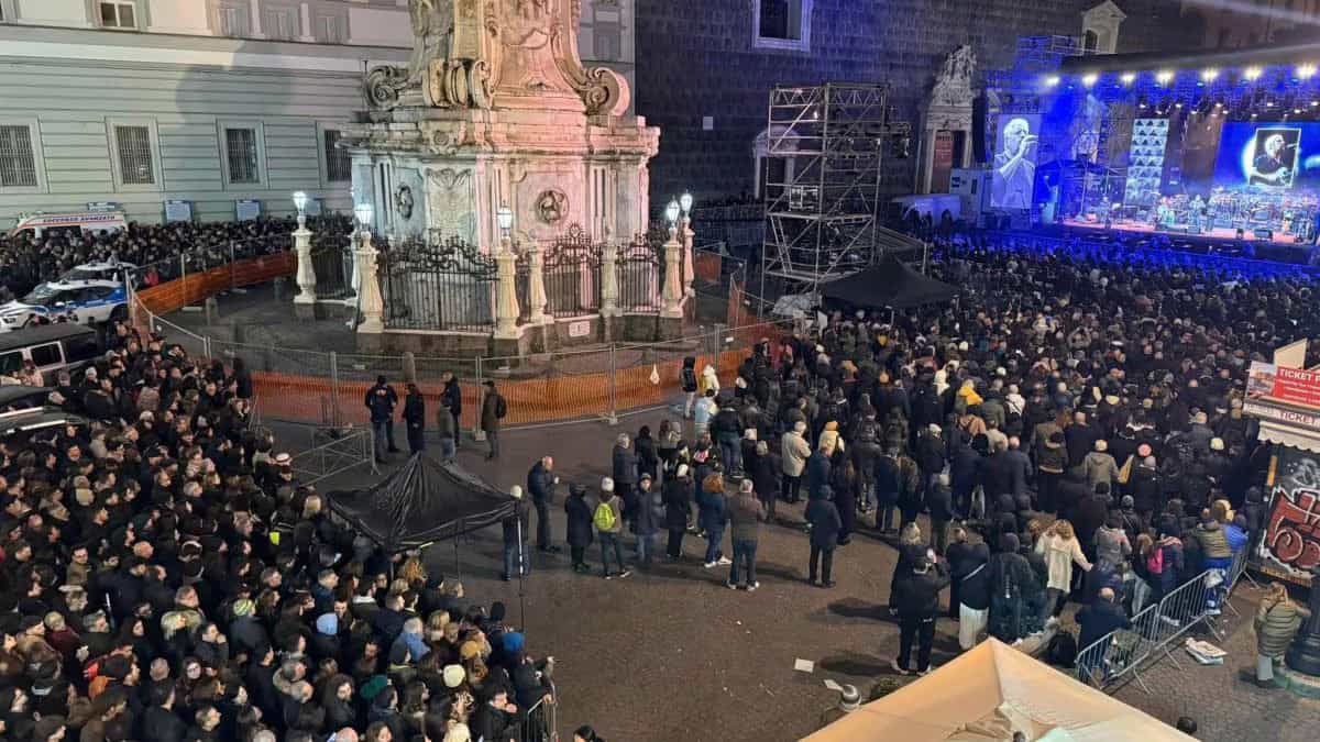 Napoli: polemiche sul concerto per Pino Daniele