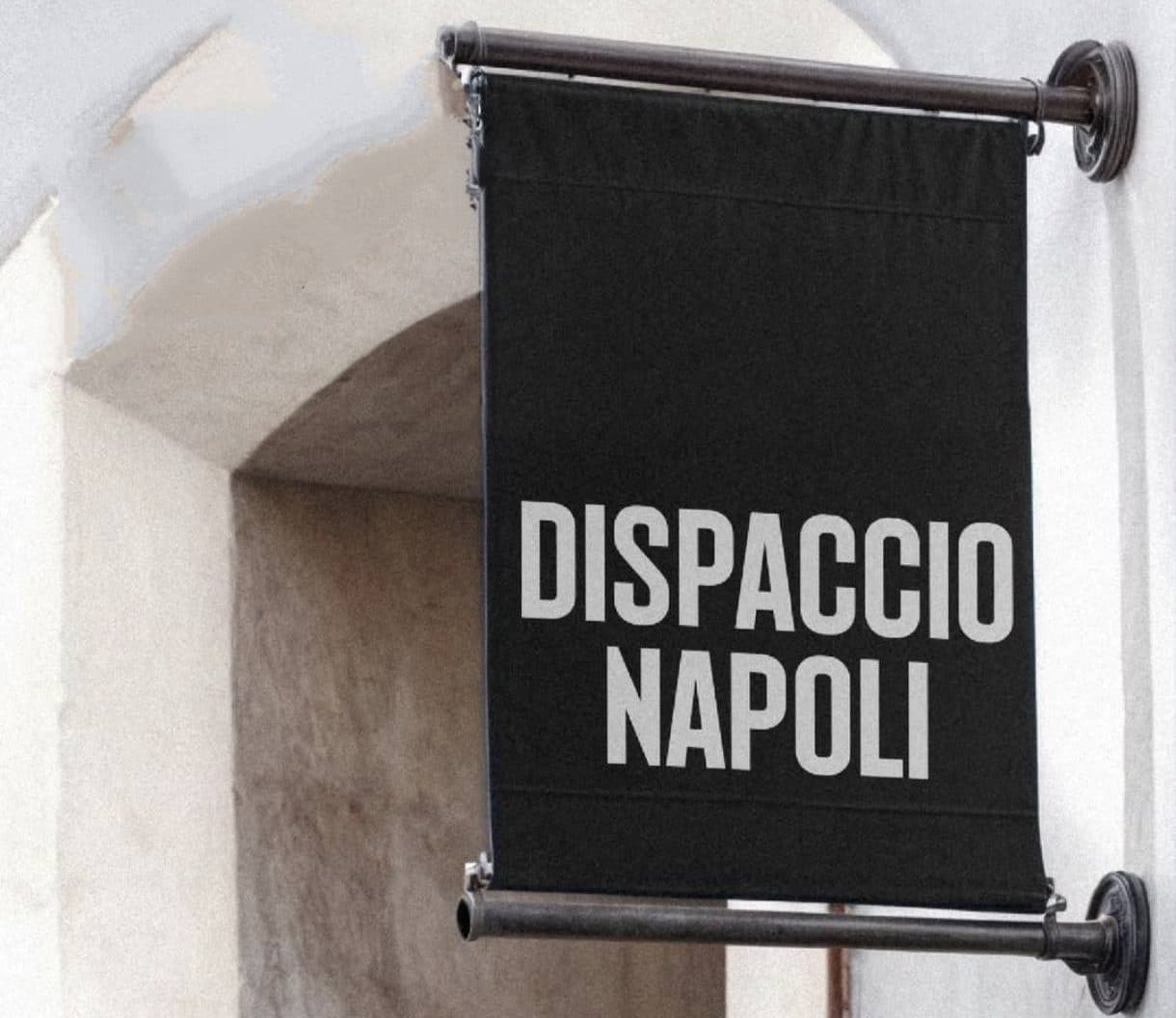 Dispaccio: resistenza culturale nel cuore di Napoli