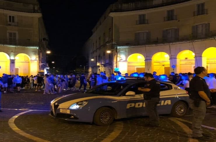 Caserta: quando la violenza giovanile scavalca le divise