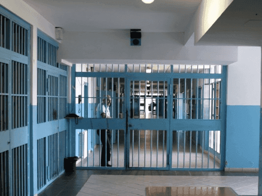 Il governo Meloni e il sovraffollamento carcerario