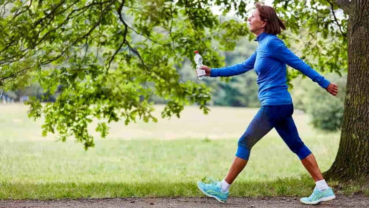 Camminare velocemente diminuisce la mortalità