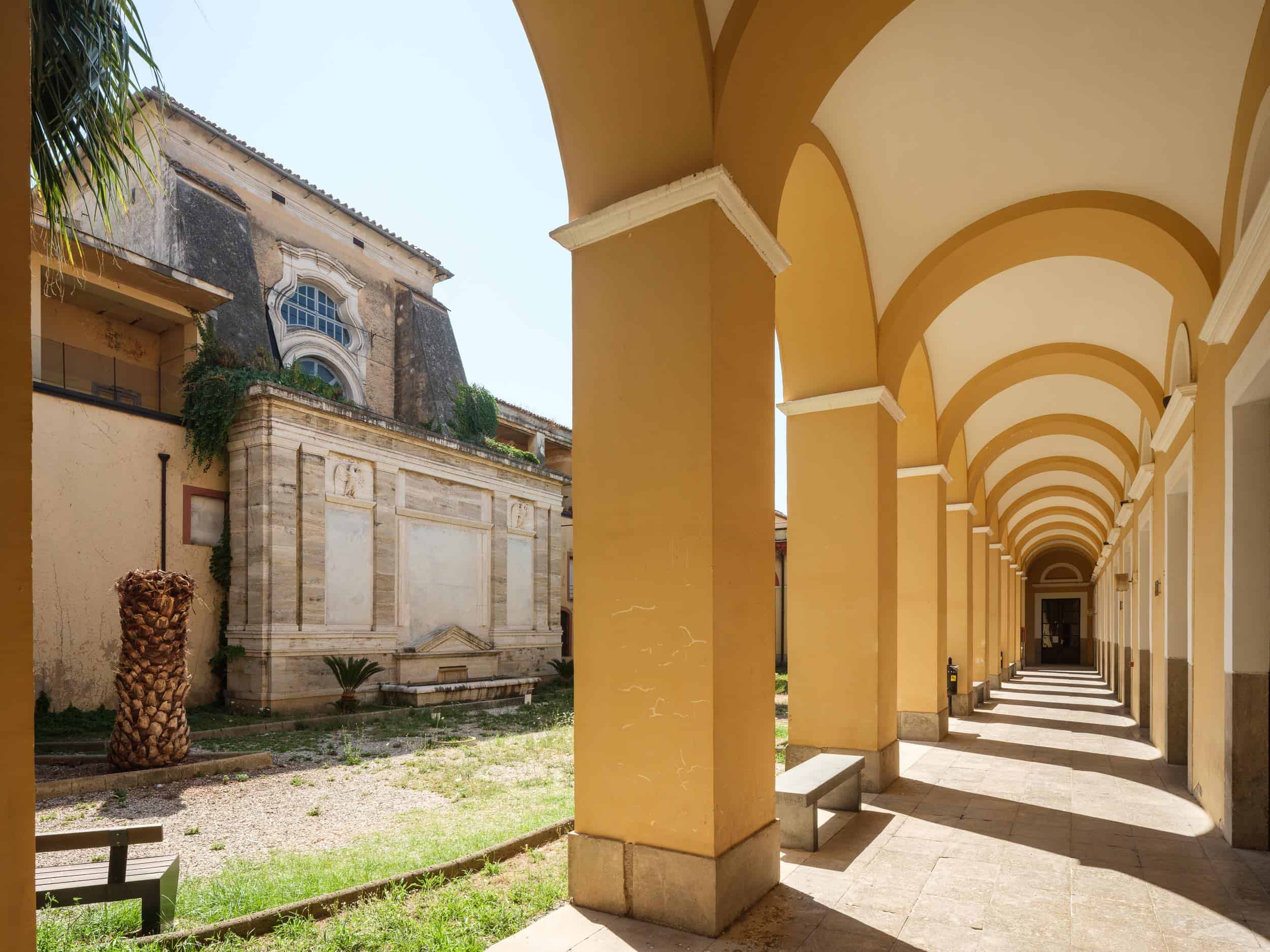 Informare alla Biblioteca di Maddaloni per l'incontro sul riciclo