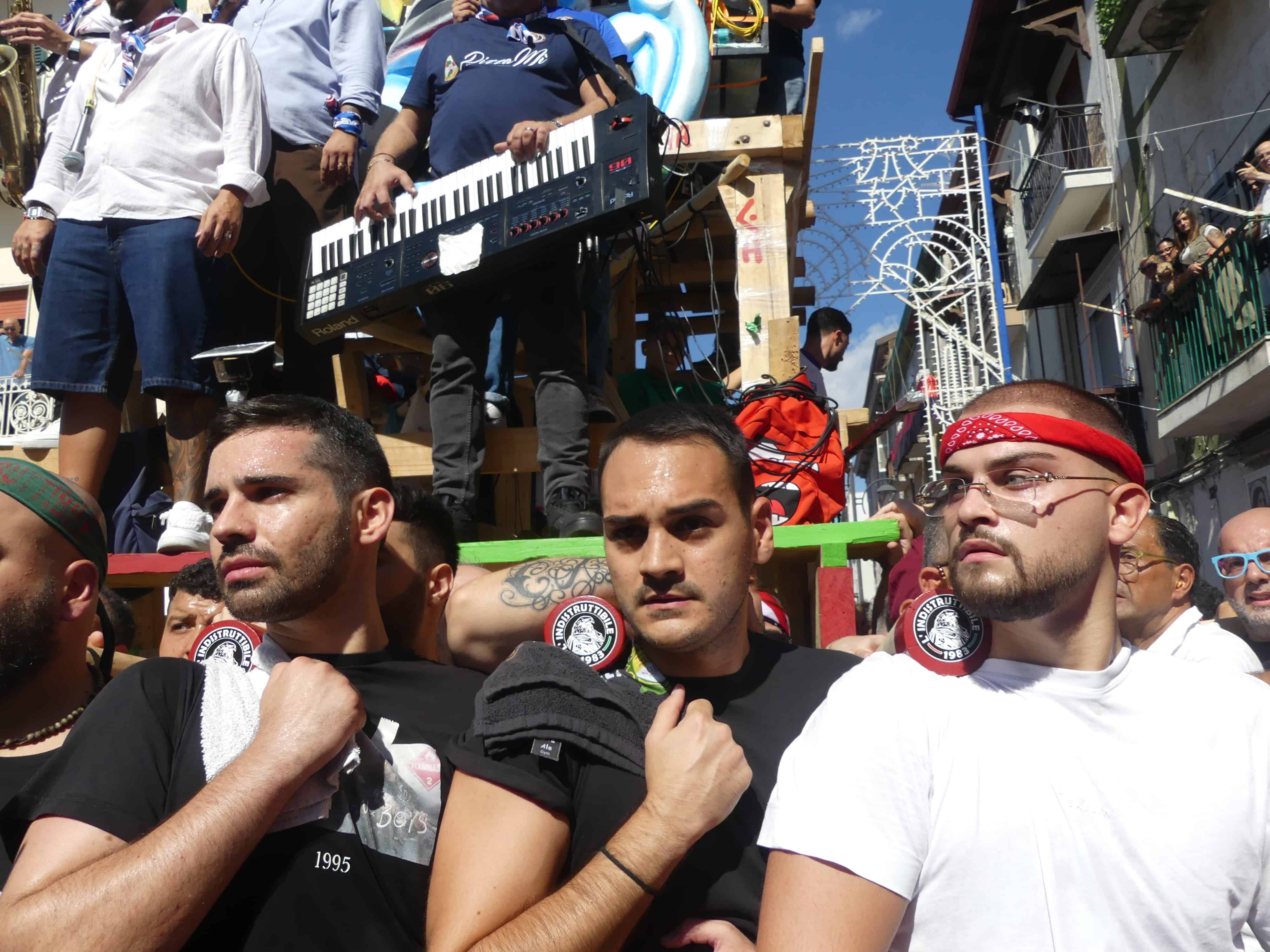 La ballata dei gigli di Barra: una grande festa popolare