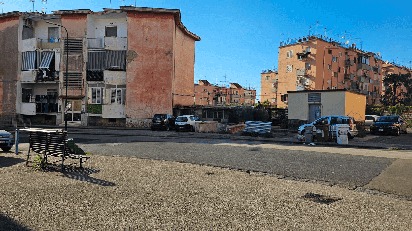 Terza estate senza sonno nel Rione Santa Rosa a Ponticelli