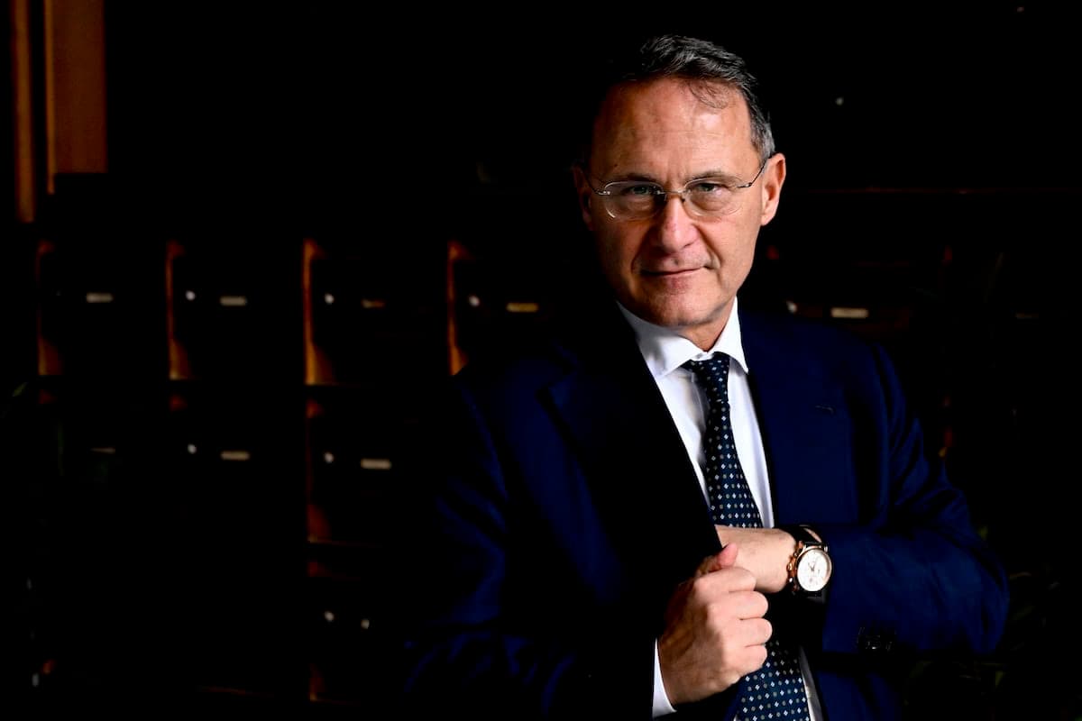 REGIONALI. Edmondo Cirielli a Informare: "300mila giovani emigrati in dieci anni. Creeremo borse lavoro per chi ritorna"