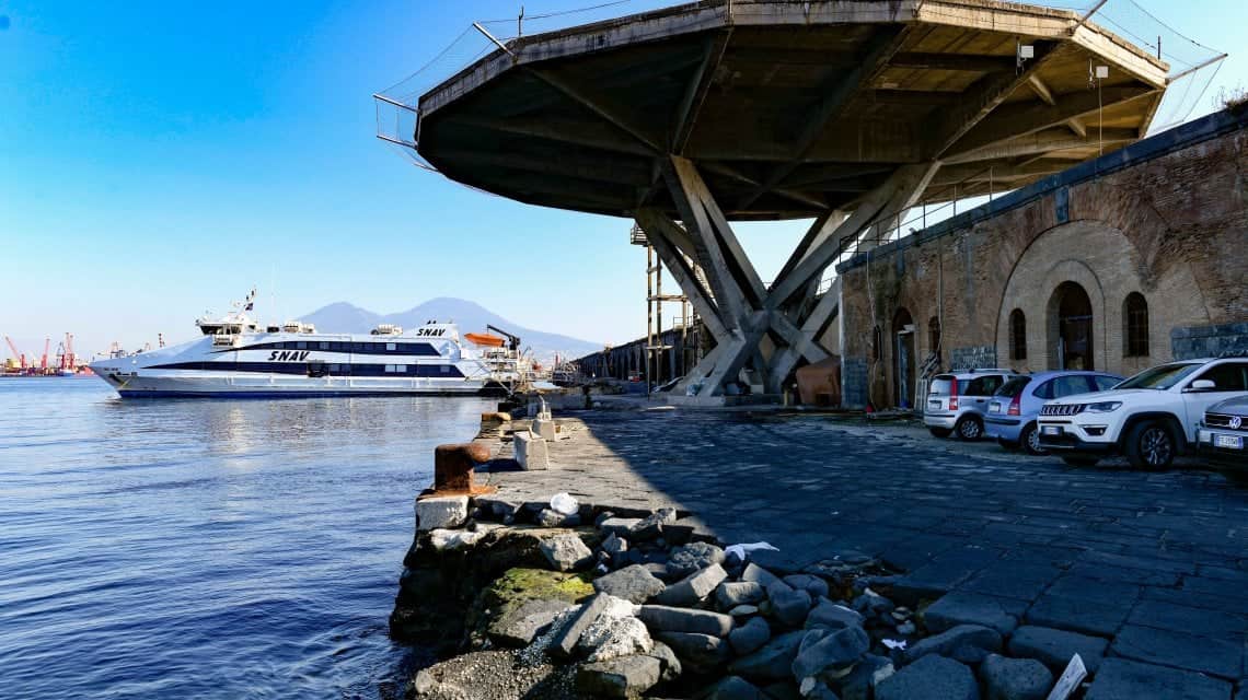Napoli, riconquisterà una nuova terrazza sul mare: lo storico Molo San Vincenzo