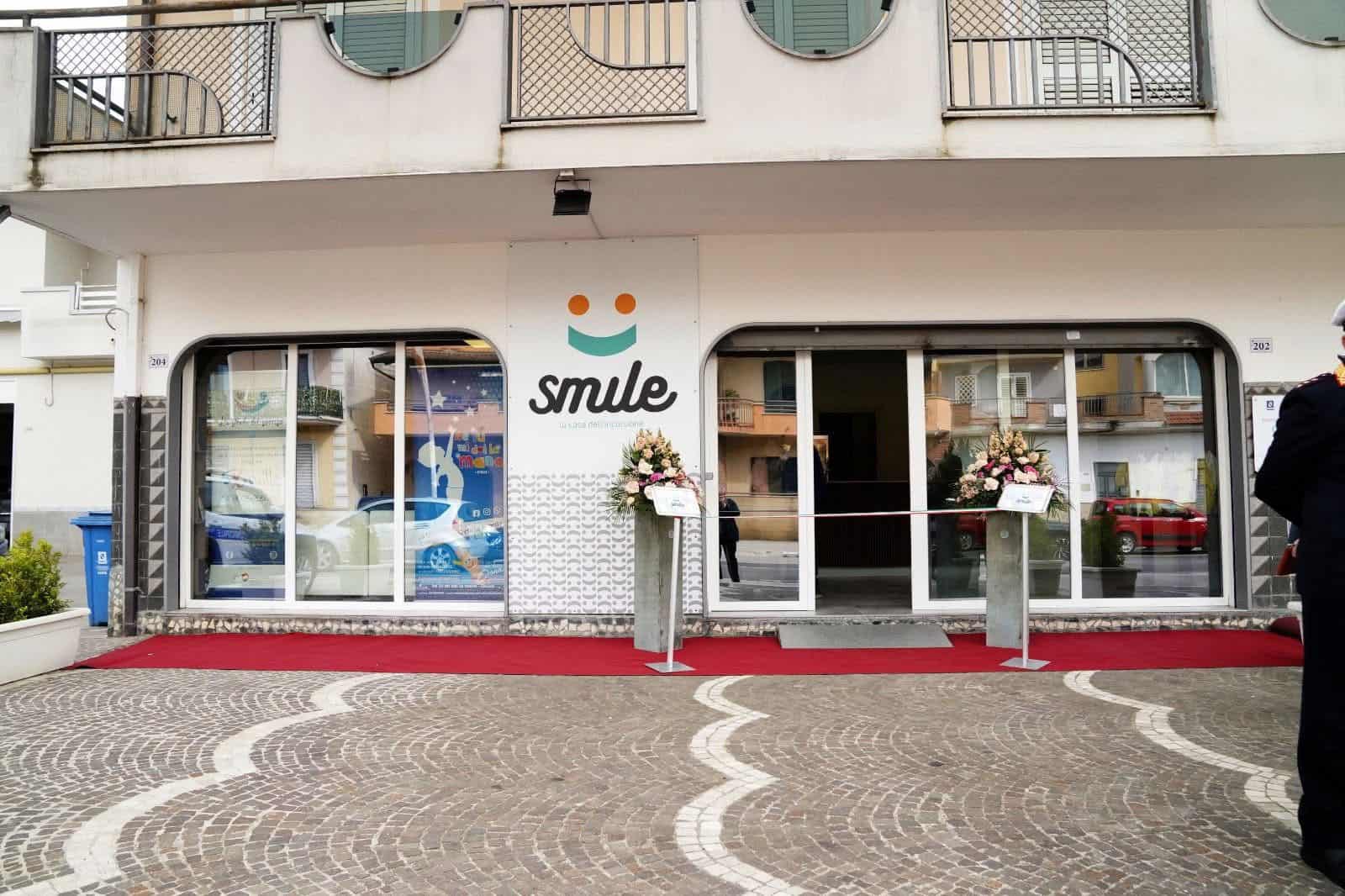 Villa Literno, su un bene confiscato apre “Smile”: un caffe letterario inclusivo