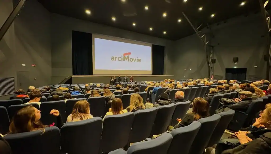 Arci Movie chiude la 35ª edizione del Cineforum a Ponticelli: serata nel ricordo di Enzo Mauriello