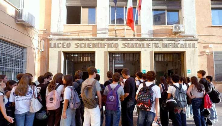 Dispersione scolastica, in Campania continua la diminuzione