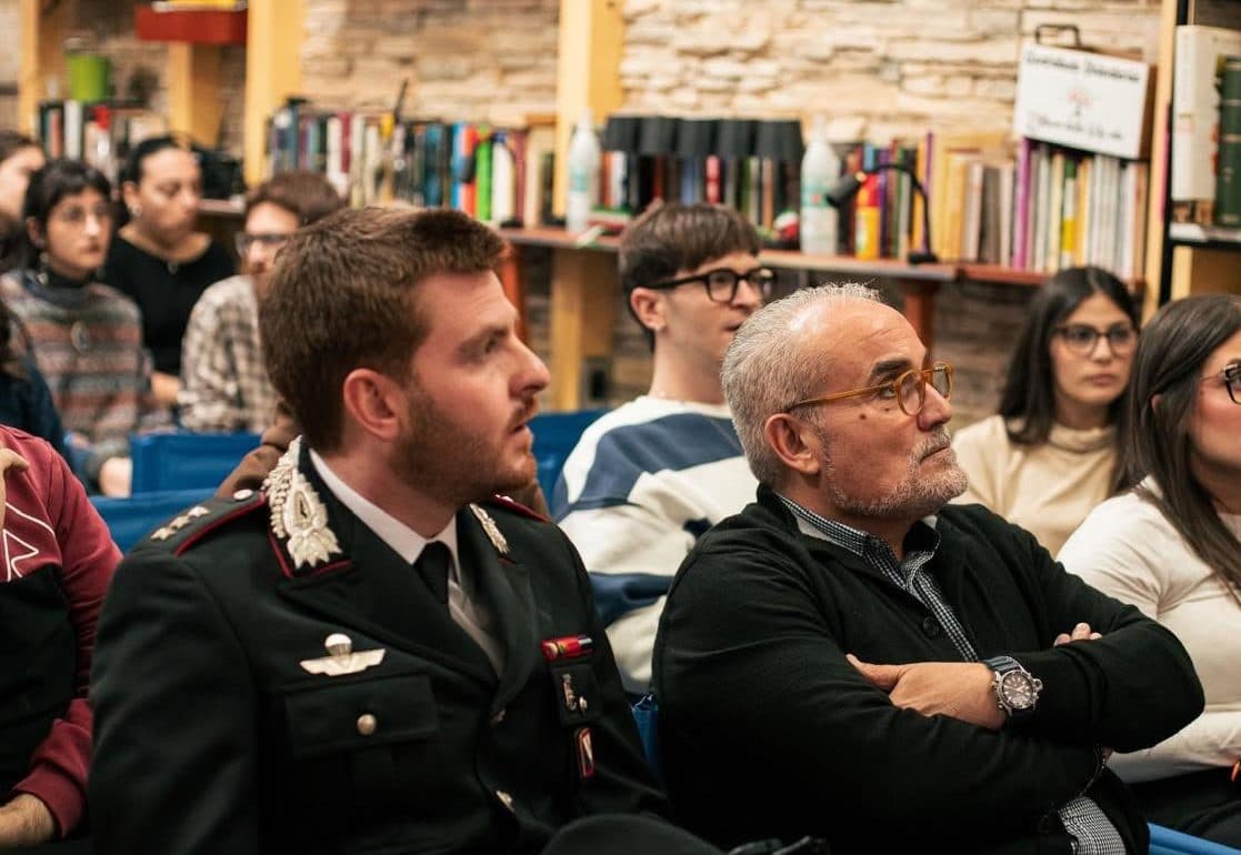 Maddaloni, rifiuti e calci contro il bene confiscato alla criminalità